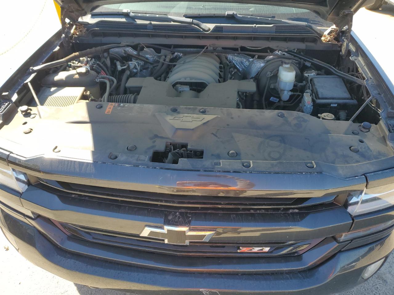 Photo 10 VIN: 3GCUKREC9JG350100 - CHEVROLET SILVERADO 