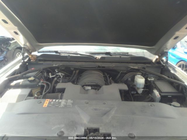 Photo 9 VIN: 3GCUKREC9JG471032 - CHEVROLET SILVERADO 1500 