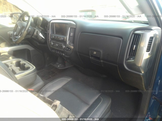 Photo 4 VIN: 3GCUKREC9JG520231 - CHEVROLET SILVERADO 1500 