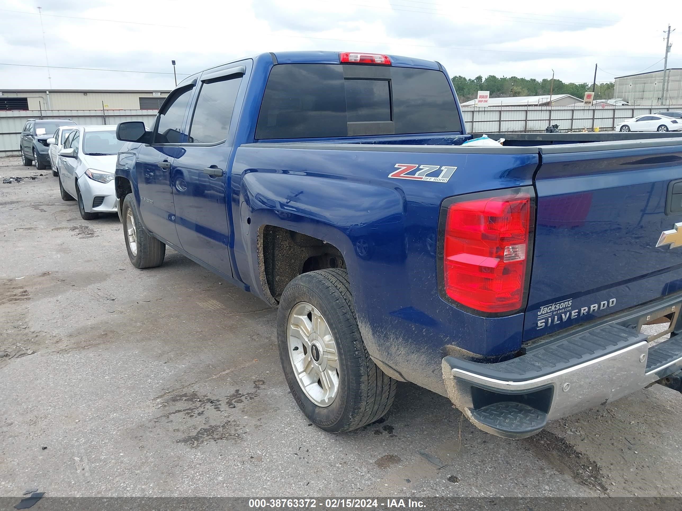 Photo 2 VIN: 3GCUKRECXEG271847 - CHEVROLET SILVERADO 