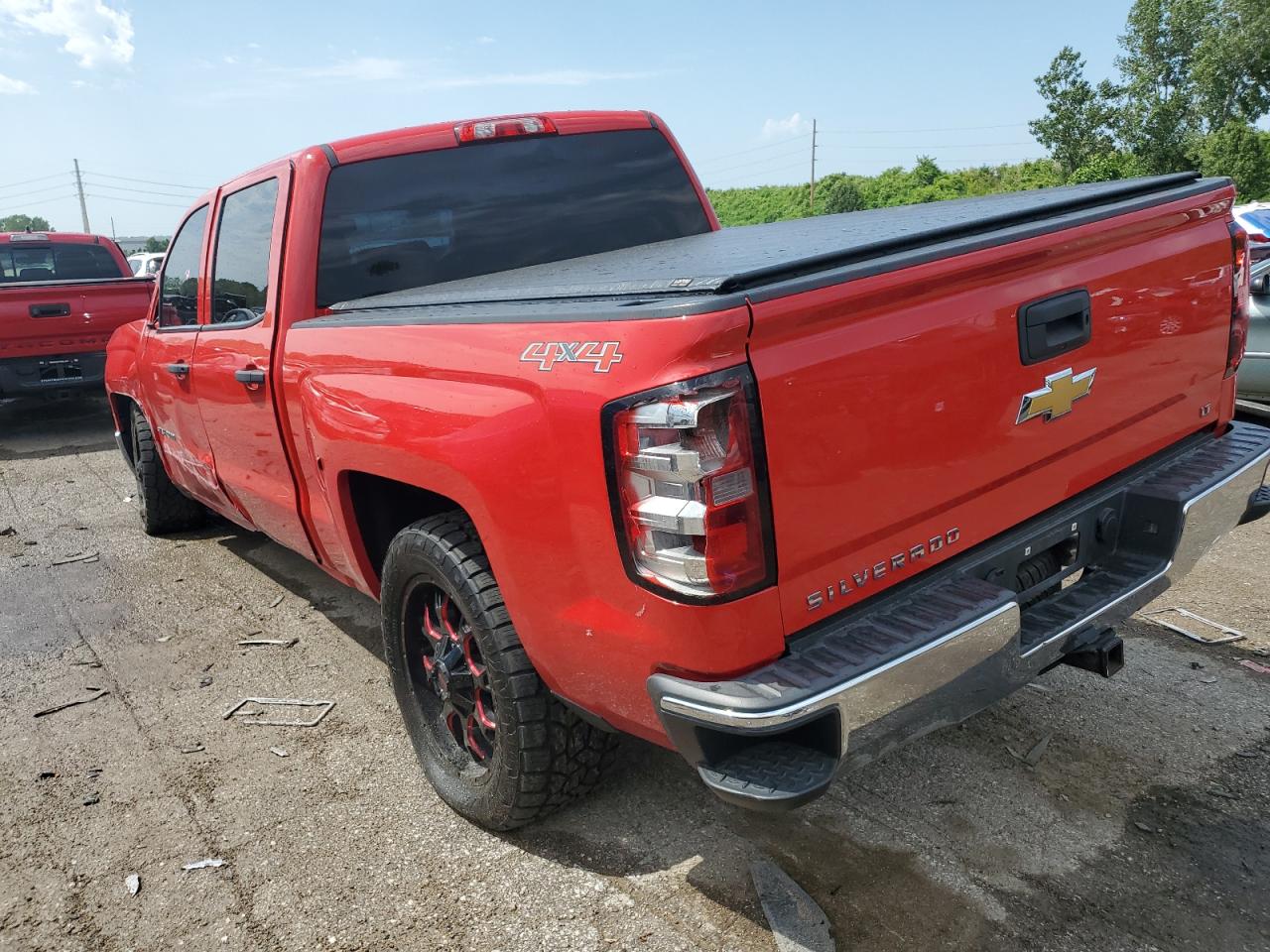 Photo 1 VIN: 3GCUKRECXEG317046 - CHEVROLET SILVERADO 