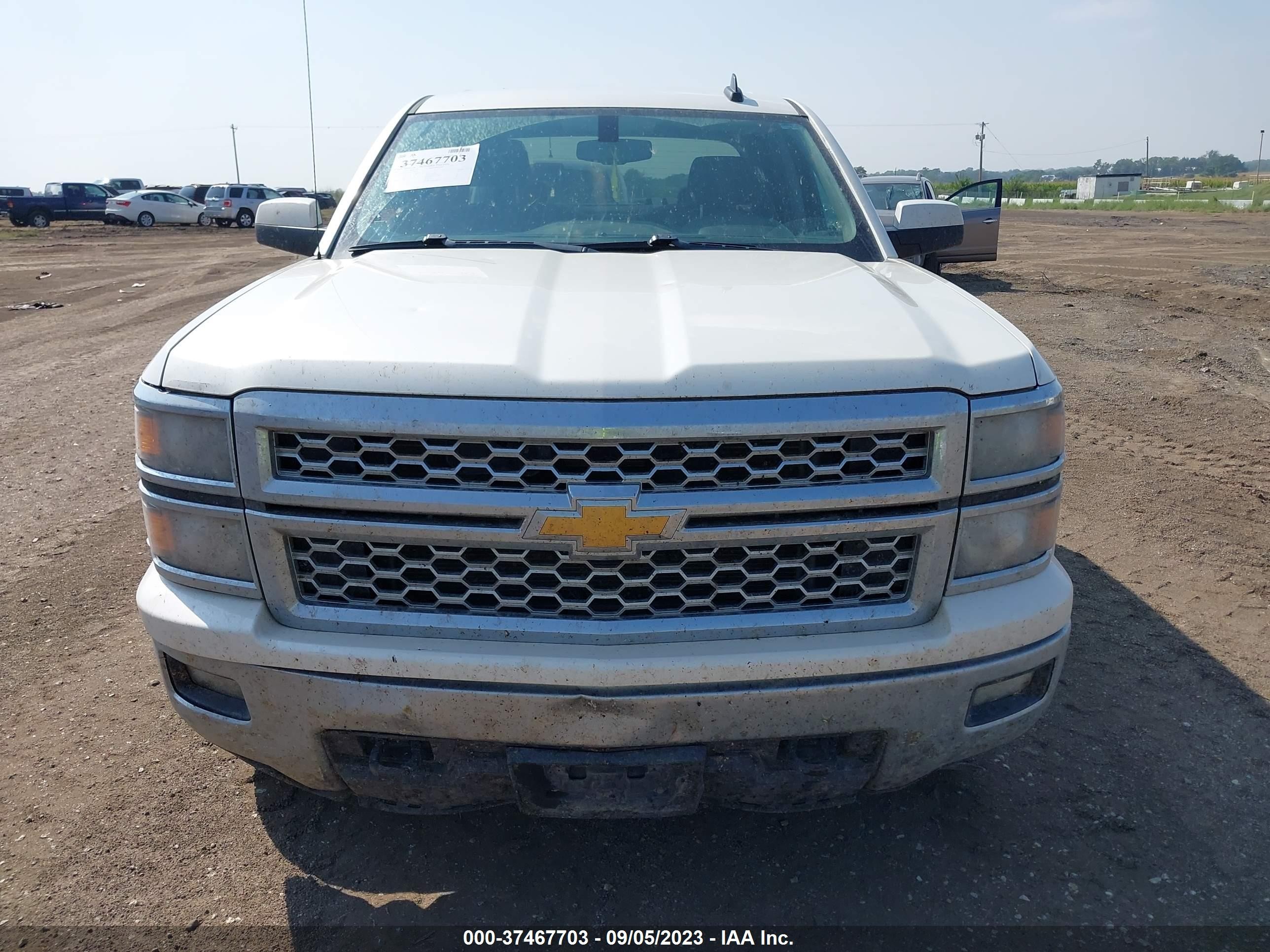 Photo 11 VIN: 3GCUKRECXFG263863 - CHEVROLET SILVERADO 