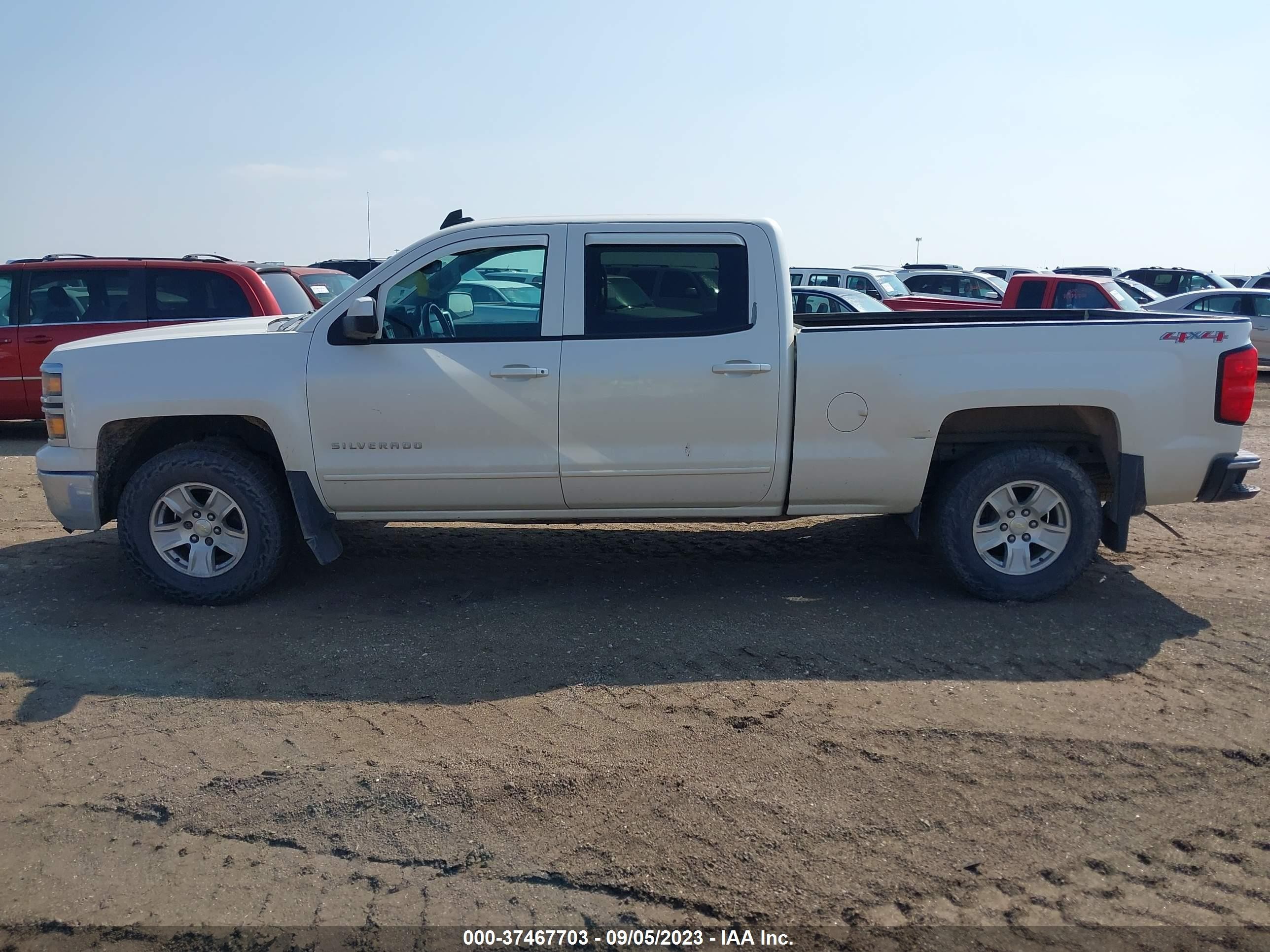 Photo 13 VIN: 3GCUKRECXFG263863 - CHEVROLET SILVERADO 