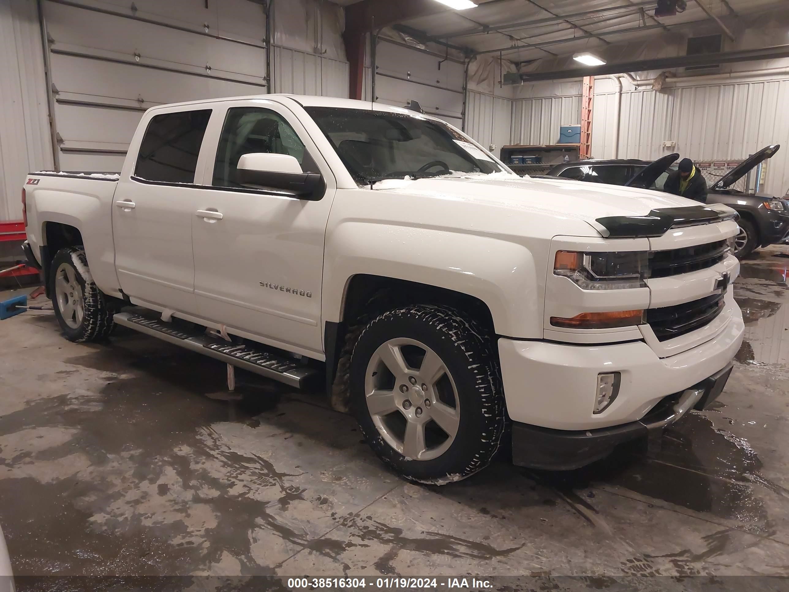 Photo 0 VIN: 3GCUKRECXHG129759 - CHEVROLET SILVERADO 