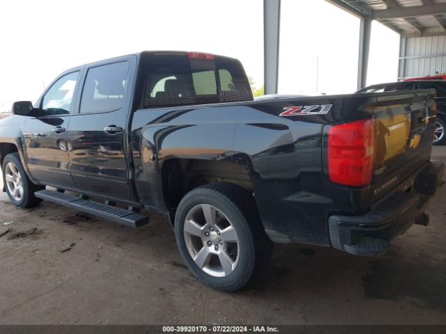 Photo 2 VIN: 3GCUKRECXHG500029 - CHEVROLET SILVERADO 