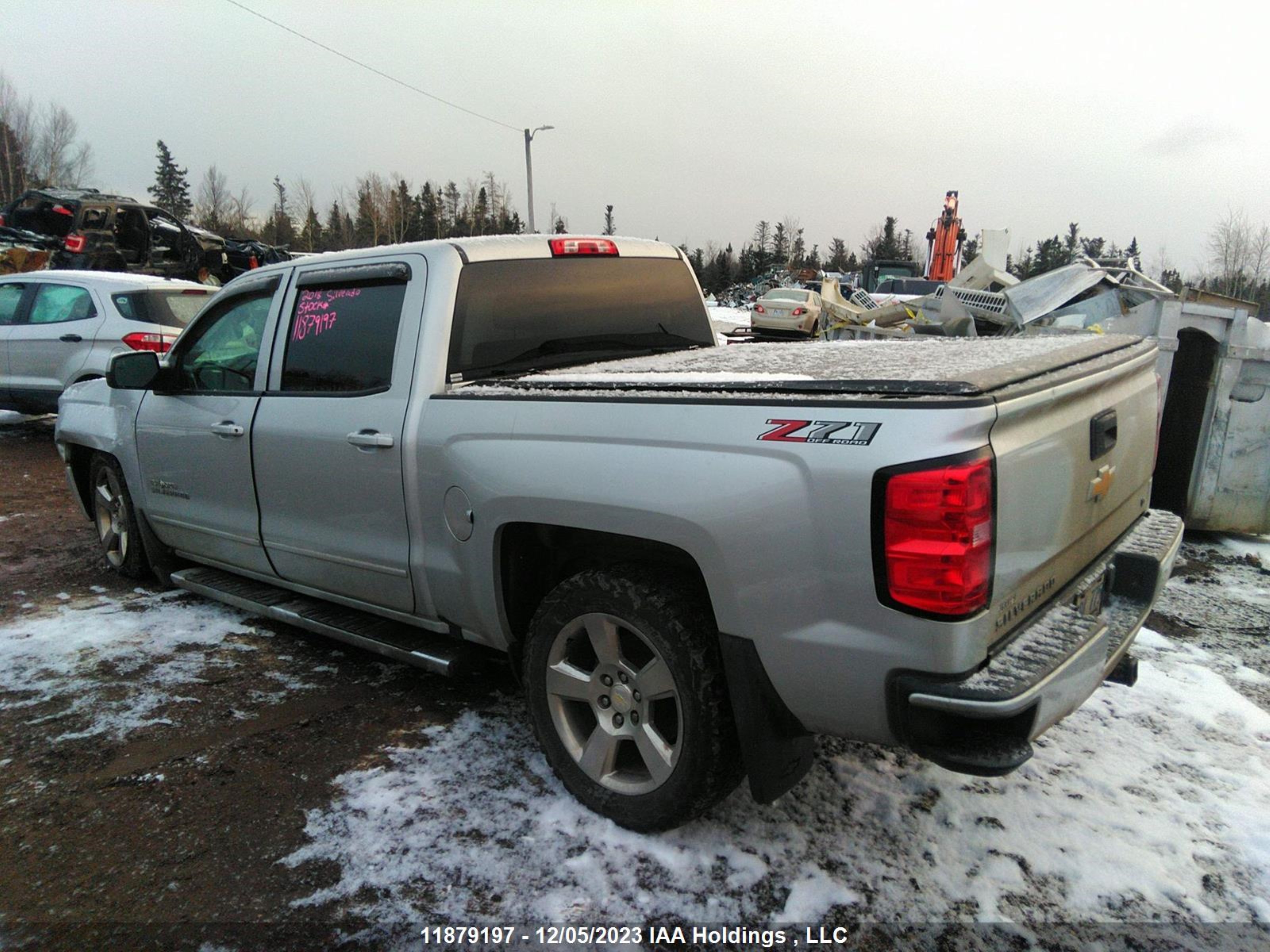 Photo 2 VIN: 3GCUKRECXJG128388 - CHEVROLET SILVERADO 