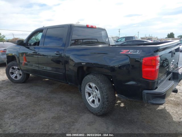 Photo 2 VIN: 3GCUKRECXJG230998 - CHEVROLET SILVERADO 