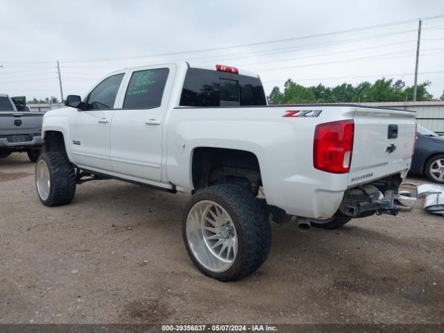 Photo 2 VIN: 3GCUKRECXJG572225 - CHEVROLET SILVERADO 1500 