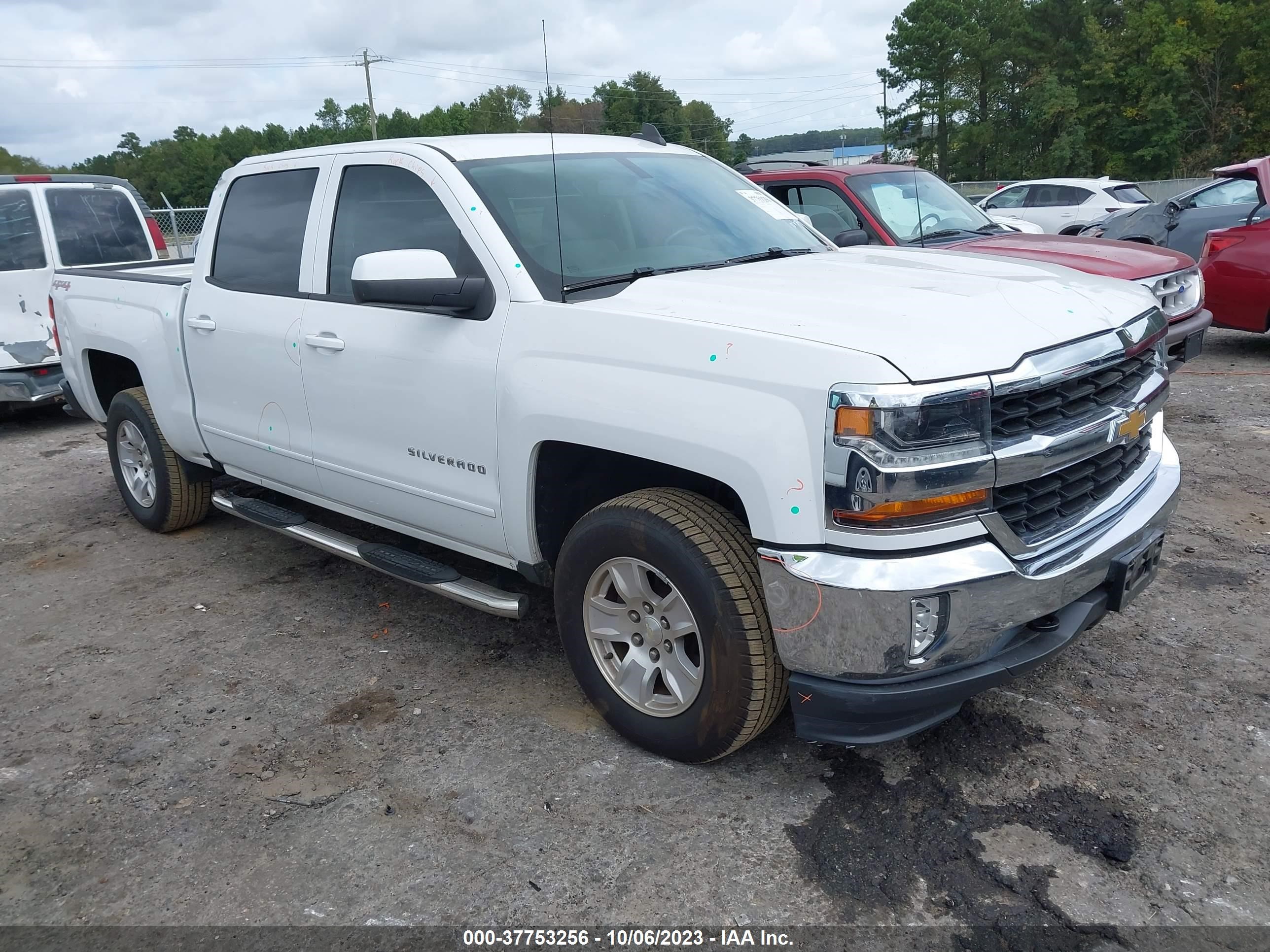 Photo 0 VIN: 3GCUKREH0HG378812 - CHEVROLET SILVERADO 