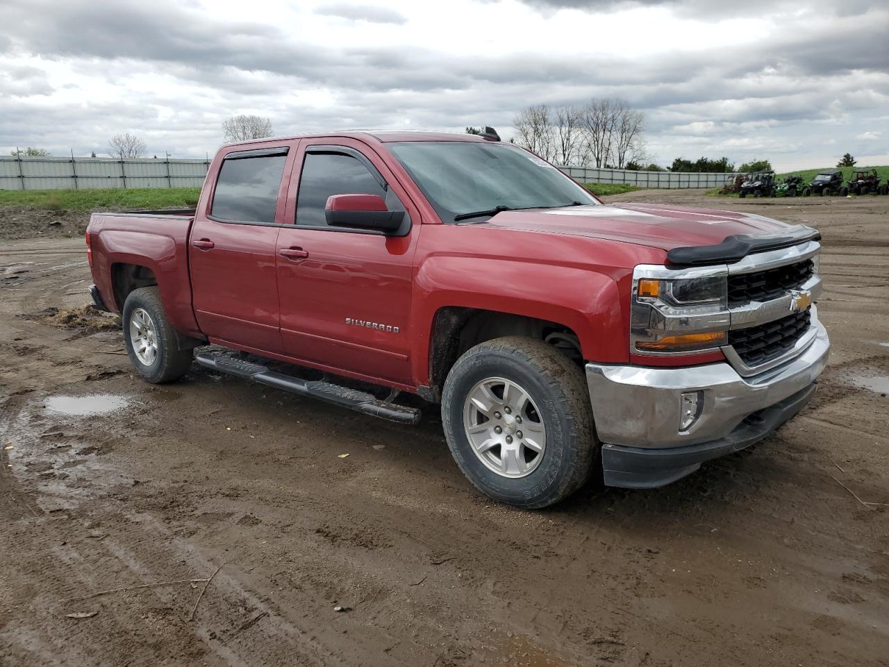 Photo 3 VIN: 3GCUKREH2JG426218 - CHEVROLET SILVERADO 