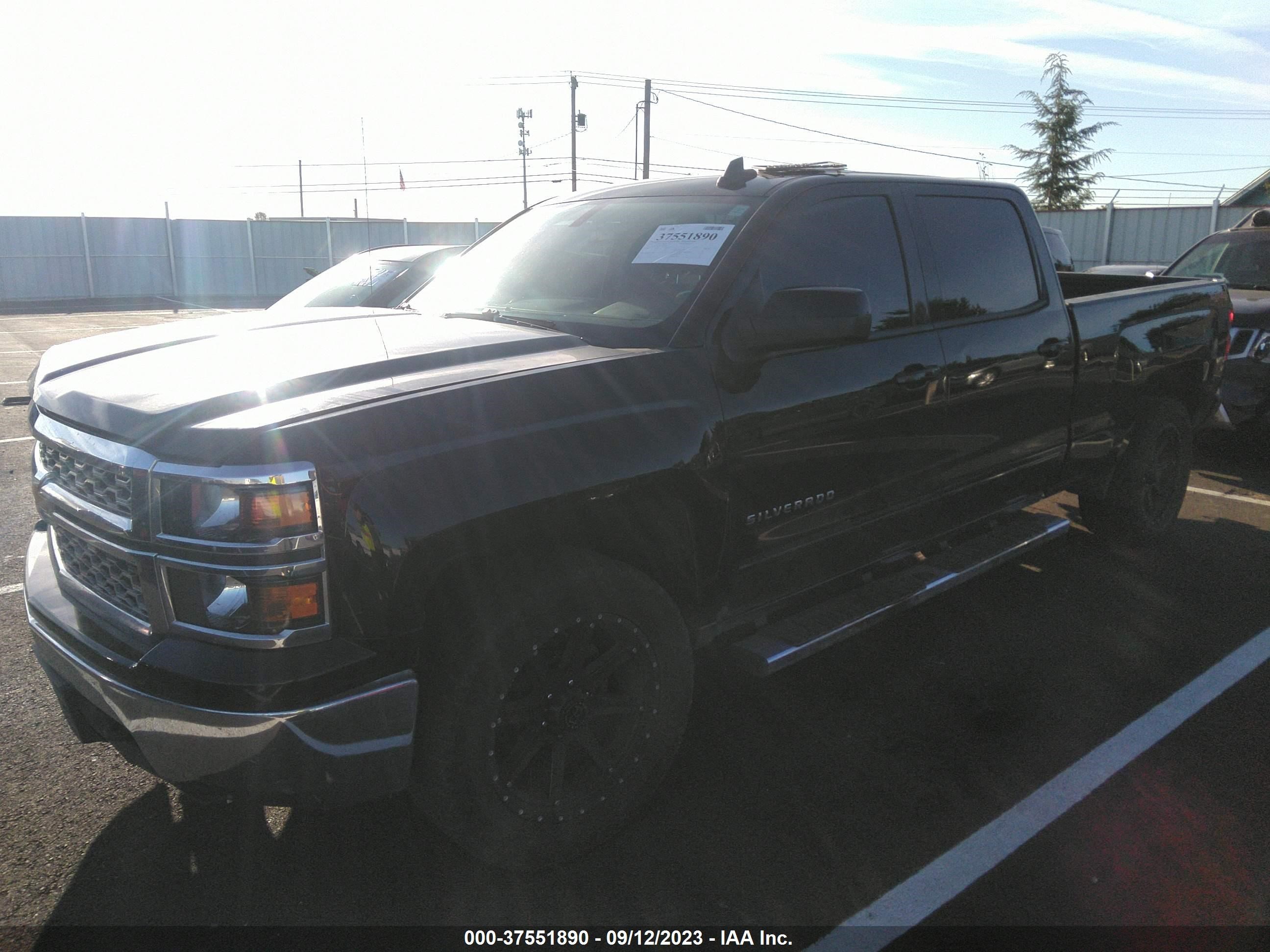 Photo 1 VIN: 3GCUKREH9FG347636 - CHEVROLET SILVERADO 