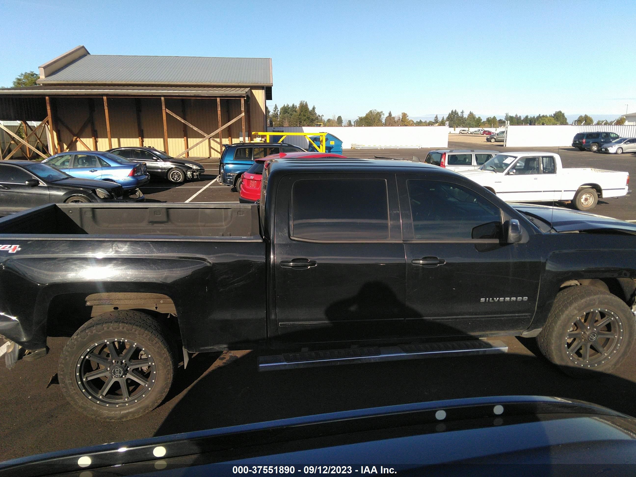 Photo 12 VIN: 3GCUKREH9FG347636 - CHEVROLET SILVERADO 