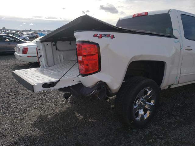 Photo 8 VIN: 3GCUKRER7JG258987 - CHEVROLET SILVERADO 