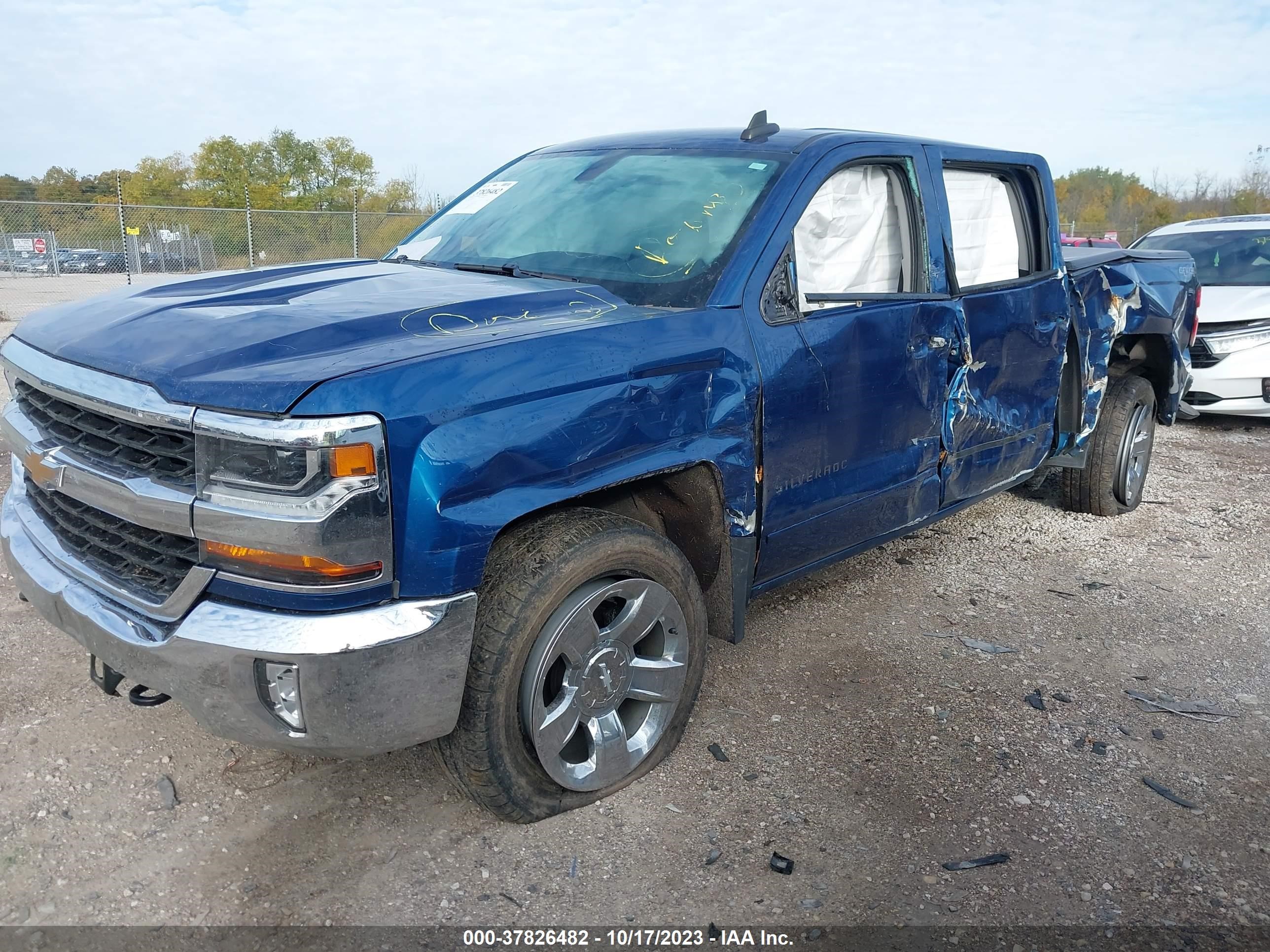 Photo 1 VIN: 3GCUKRER9JG406198 - CHEVROLET SILVERADO 