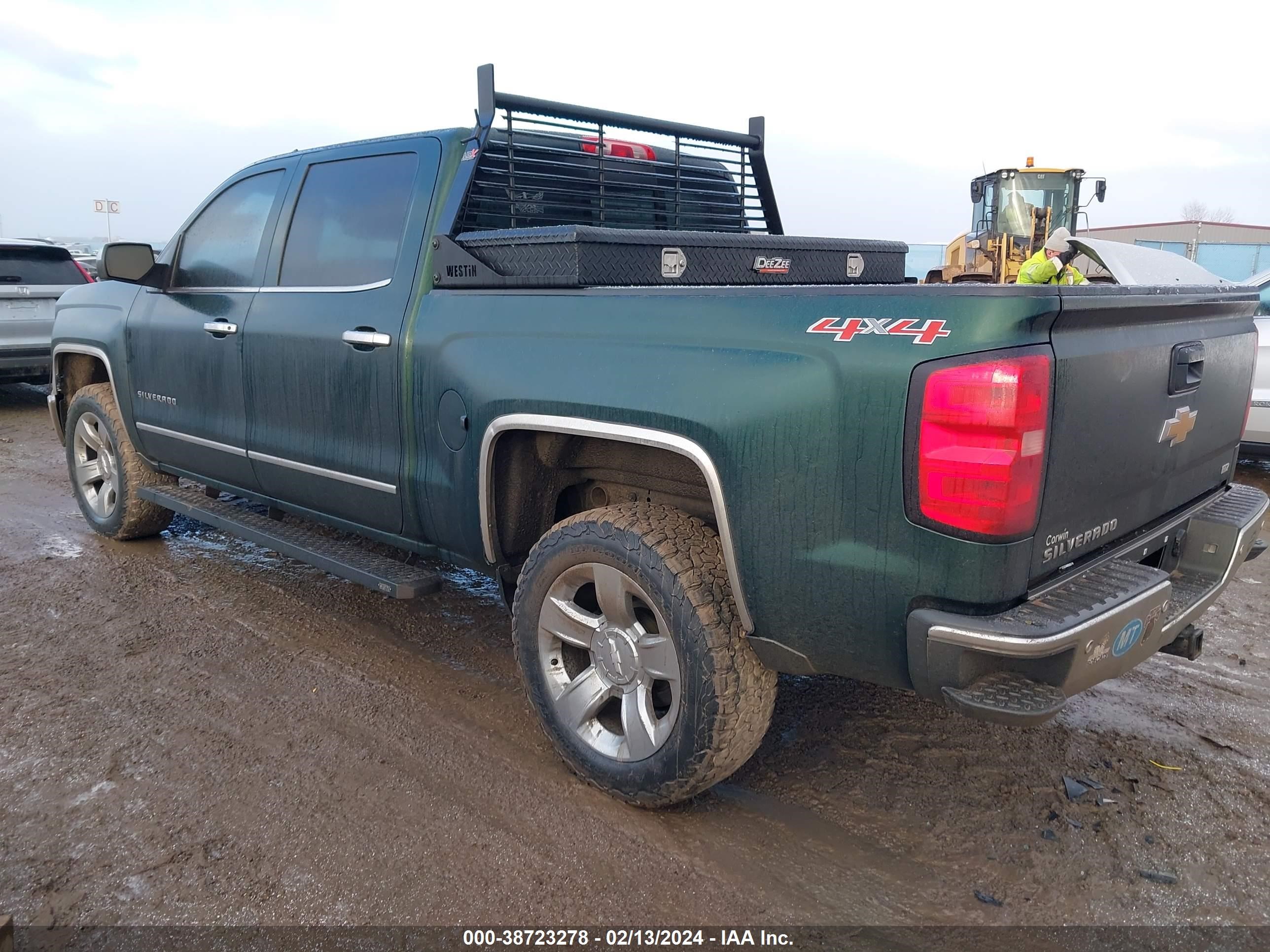 Photo 2 VIN: 3GCUKSEC0FG317906 - CHEVROLET SILVERADO 