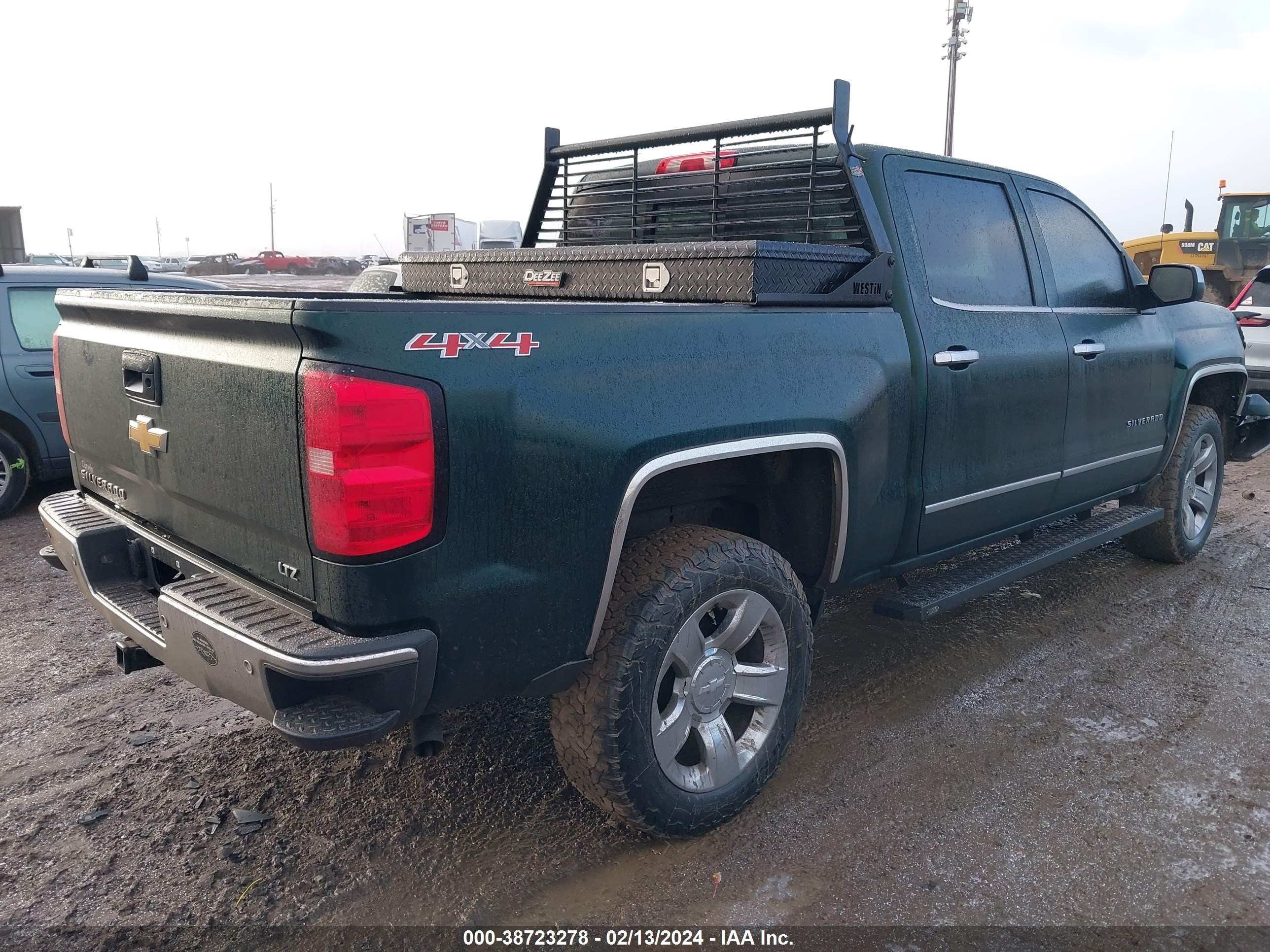 Photo 3 VIN: 3GCUKSEC0FG317906 - CHEVROLET SILVERADO 