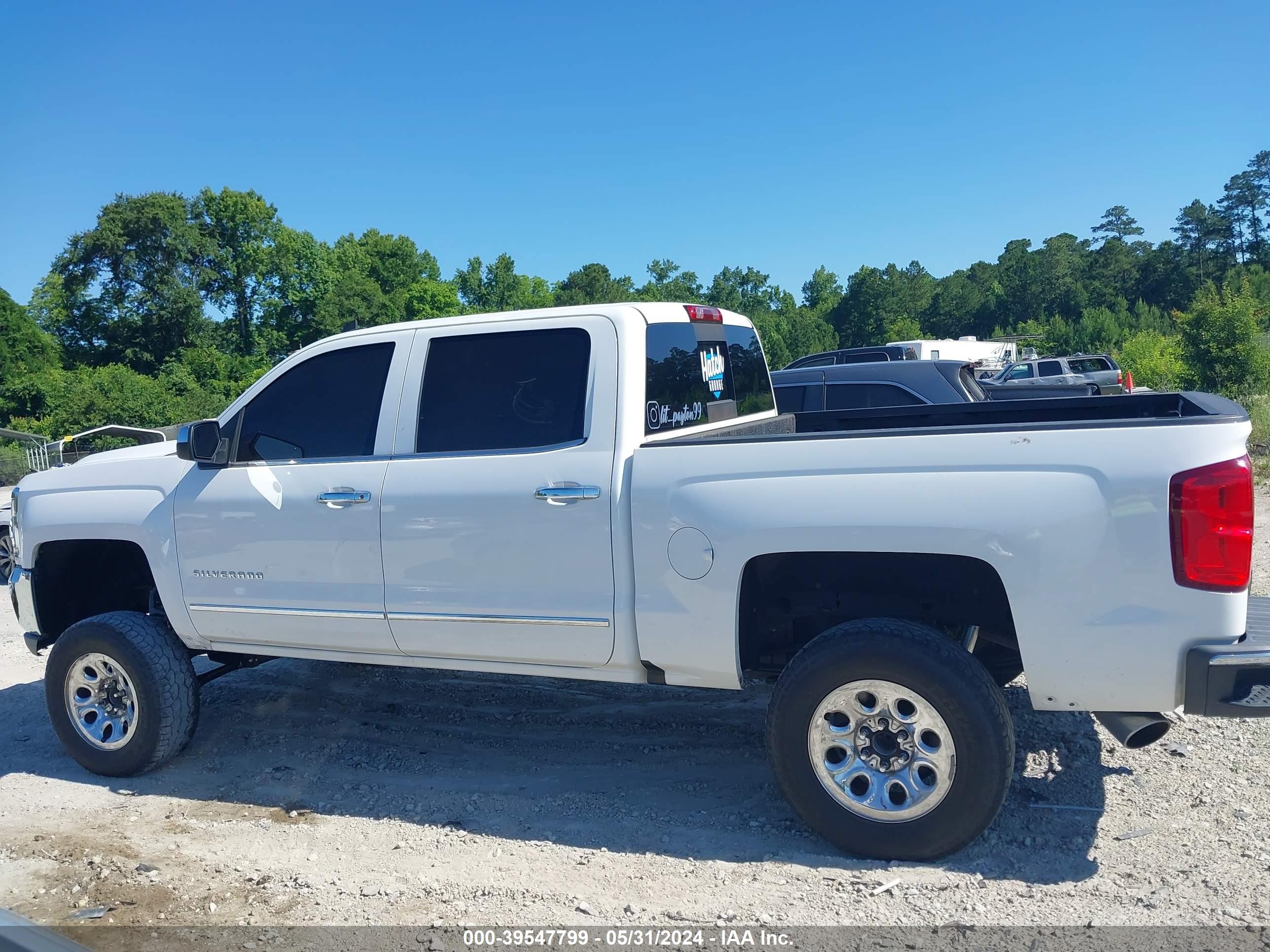 Photo 13 VIN: 3GCUKSEC0GG321908 - CHEVROLET SILVERADO 