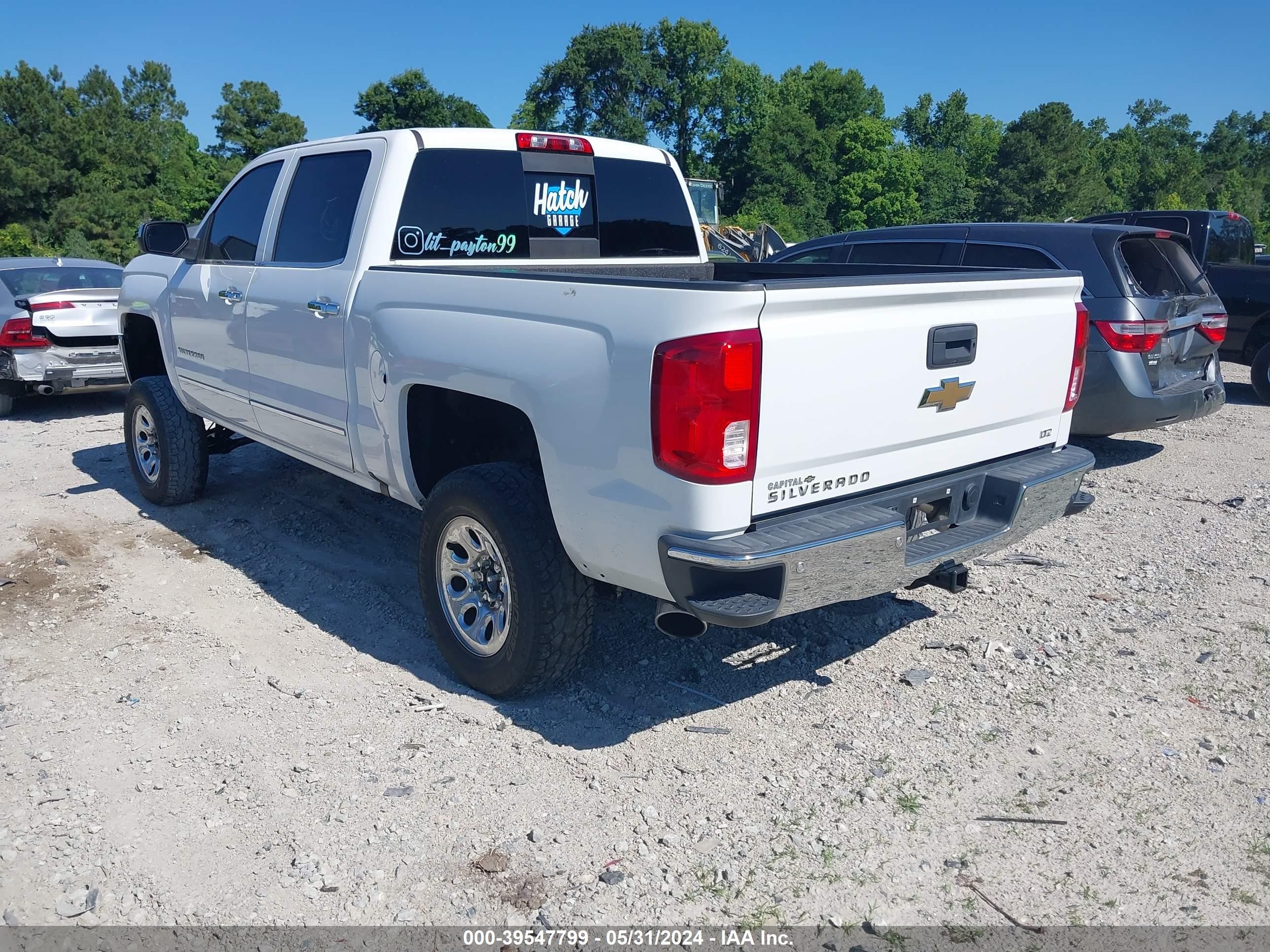 Photo 2 VIN: 3GCUKSEC0GG321908 - CHEVROLET SILVERADO 