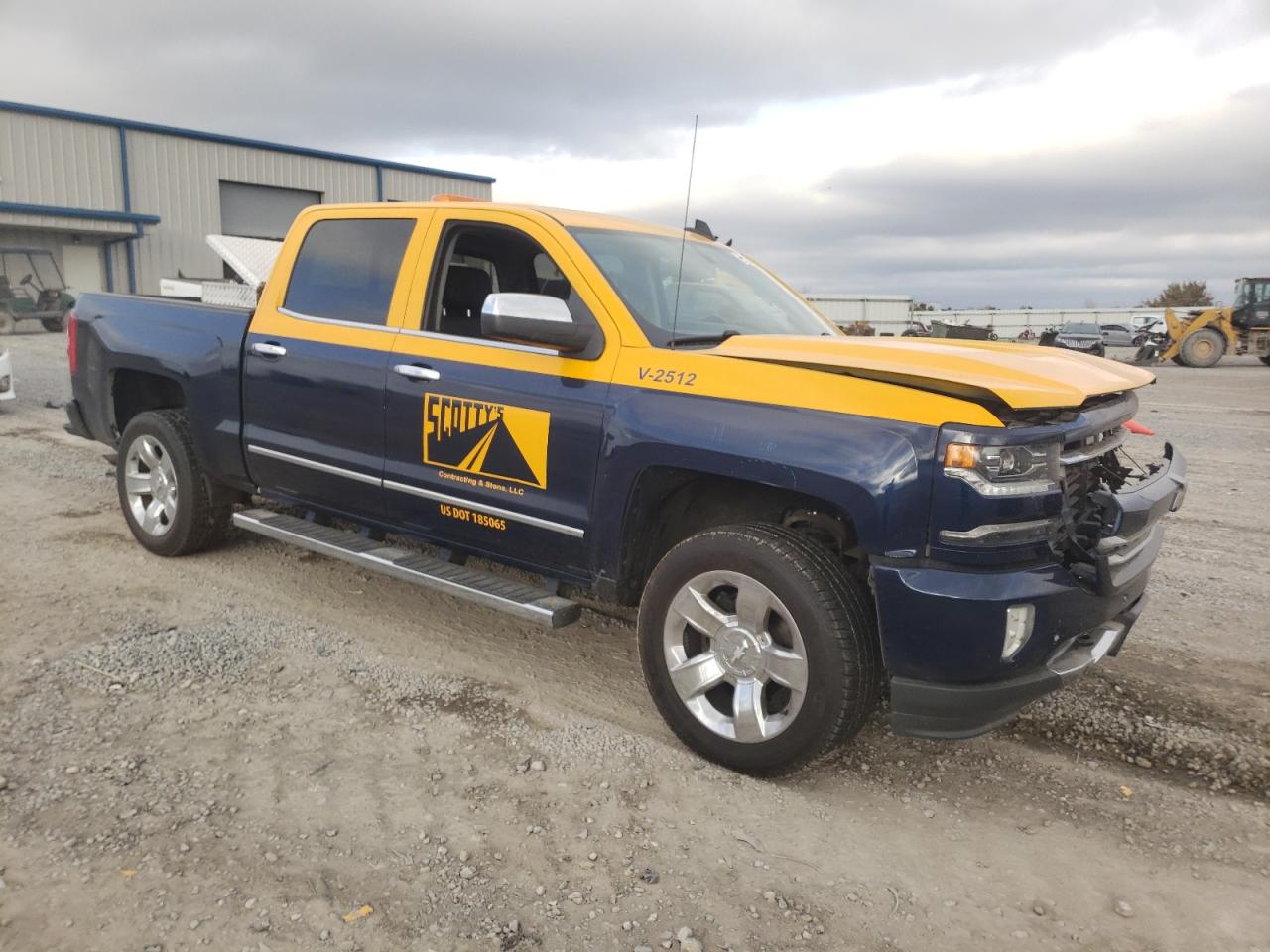 Photo 3 VIN: 3GCUKSEC0HG234737 - CHEVROLET SILVERADO 