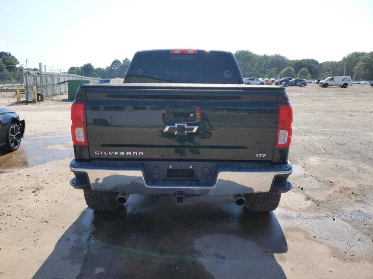 Photo 18 VIN: 3GCUKSEC1HG286037 - CHEVROLET SILVERADO 