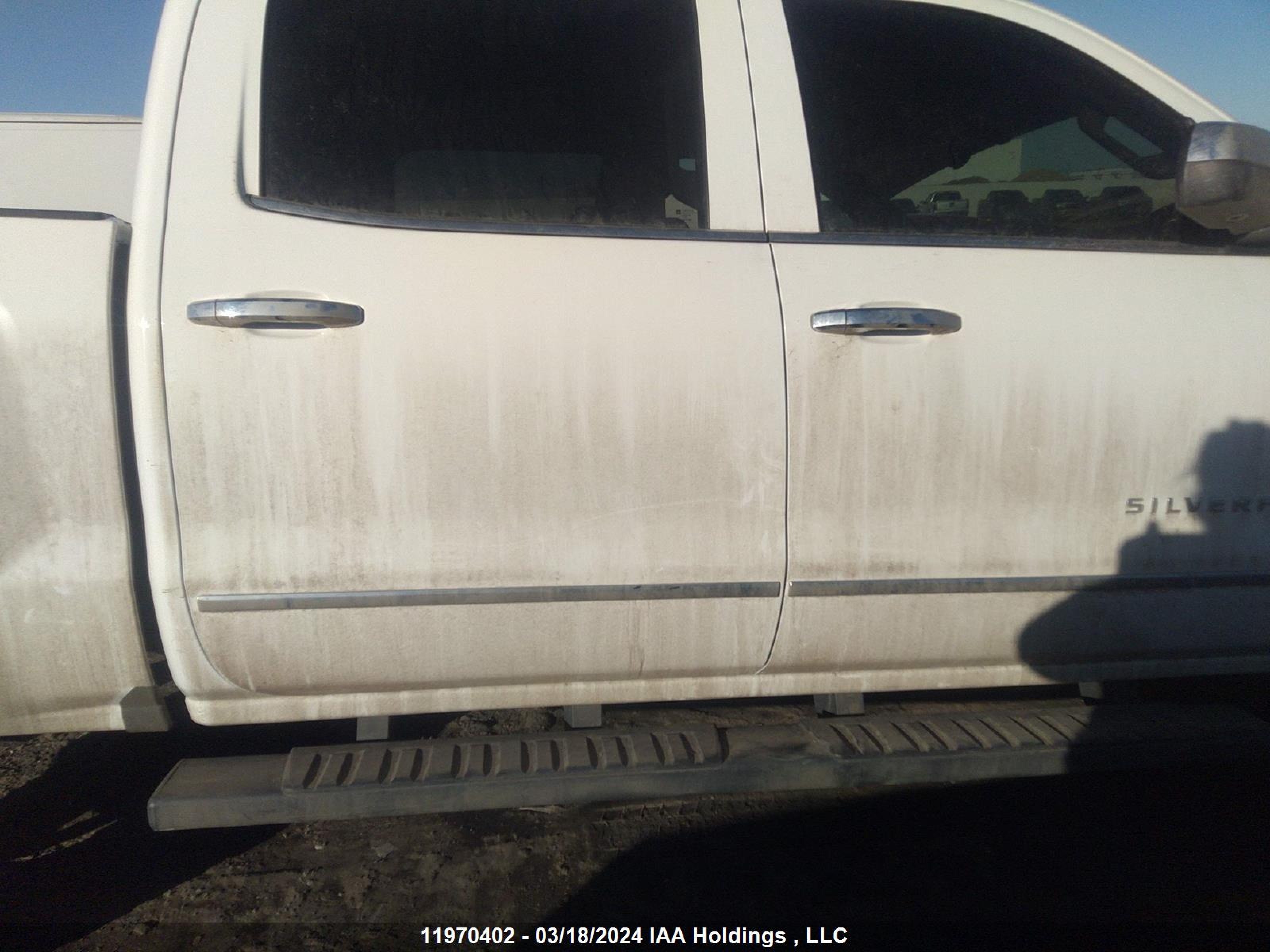 Photo 12 VIN: 3GCUKSEC1JG352477 - CHEVROLET SILVERADO 