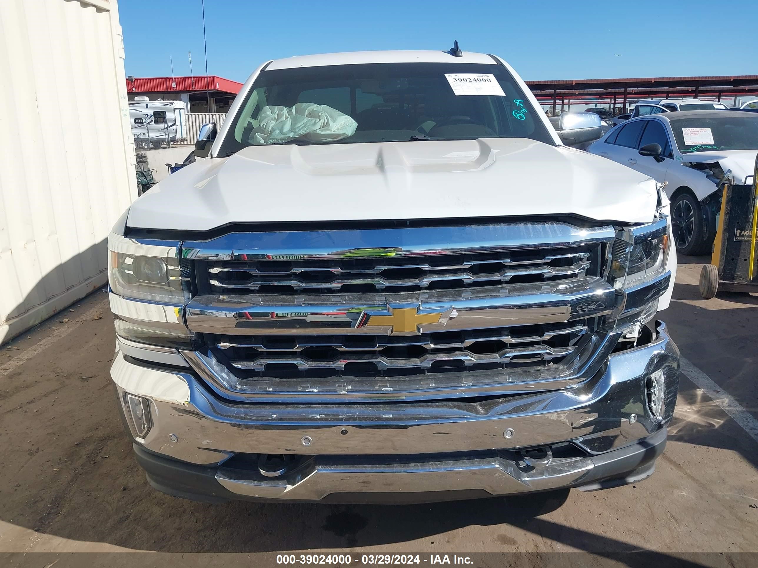 Photo 11 VIN: 3GCUKSEC2HG346715 - CHEVROLET SILVERADO 