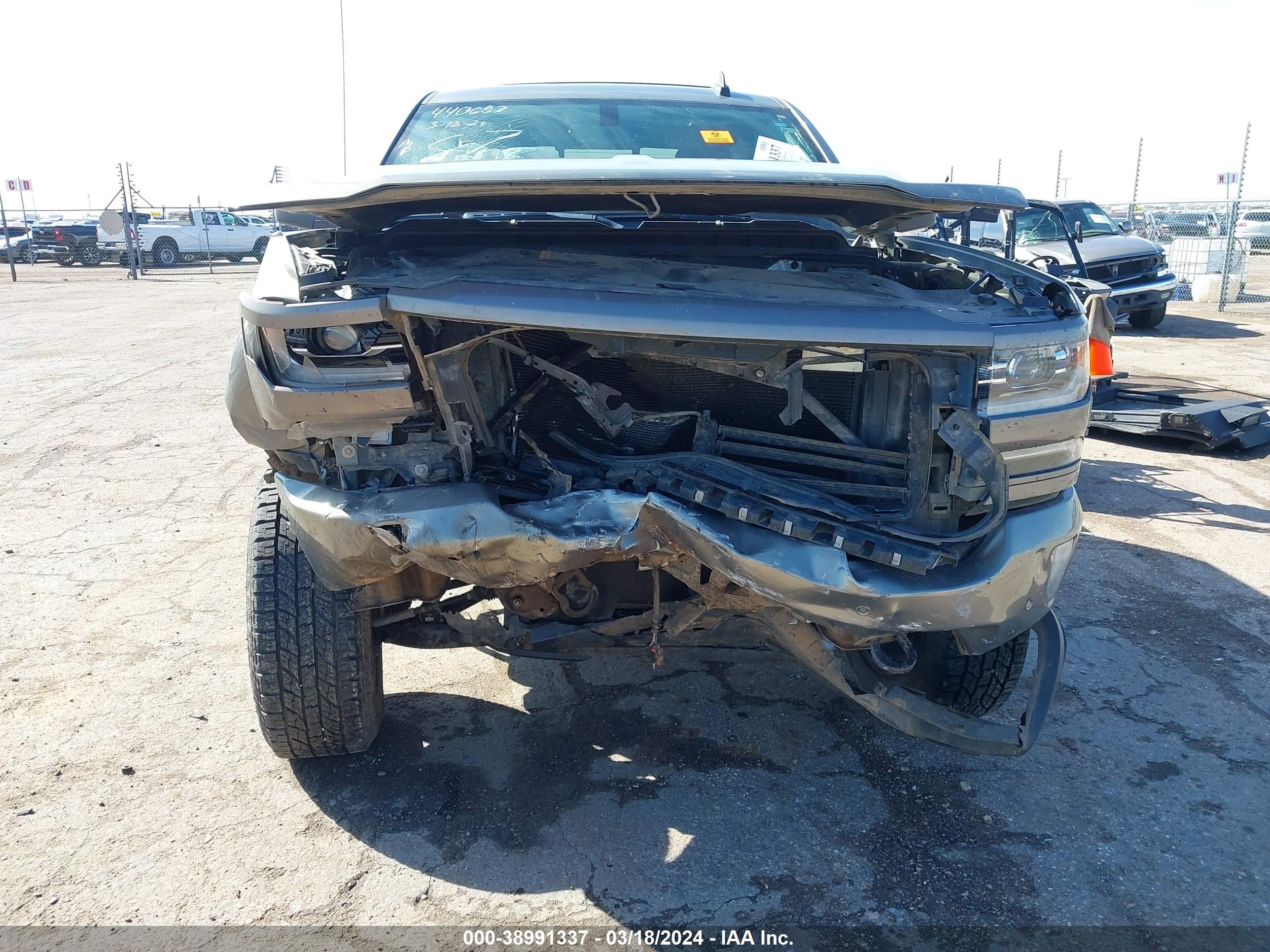 Photo 5 VIN: 3GCUKSEC2HG372859 - CHEVROLET SILVERADO 