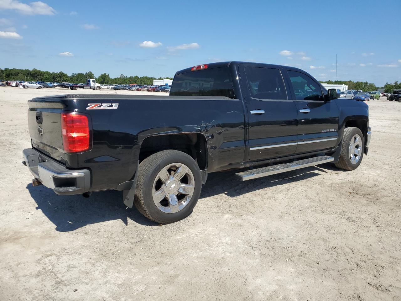 Photo 2 VIN: 3GCUKSEC3EG370971 - CHEVROLET SILVERADO 