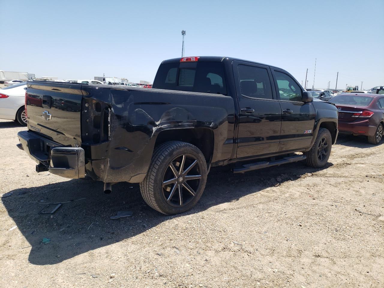 Photo 2 VIN: 3GCUKSEC3GG327301 - CHEVROLET SILVERADO 