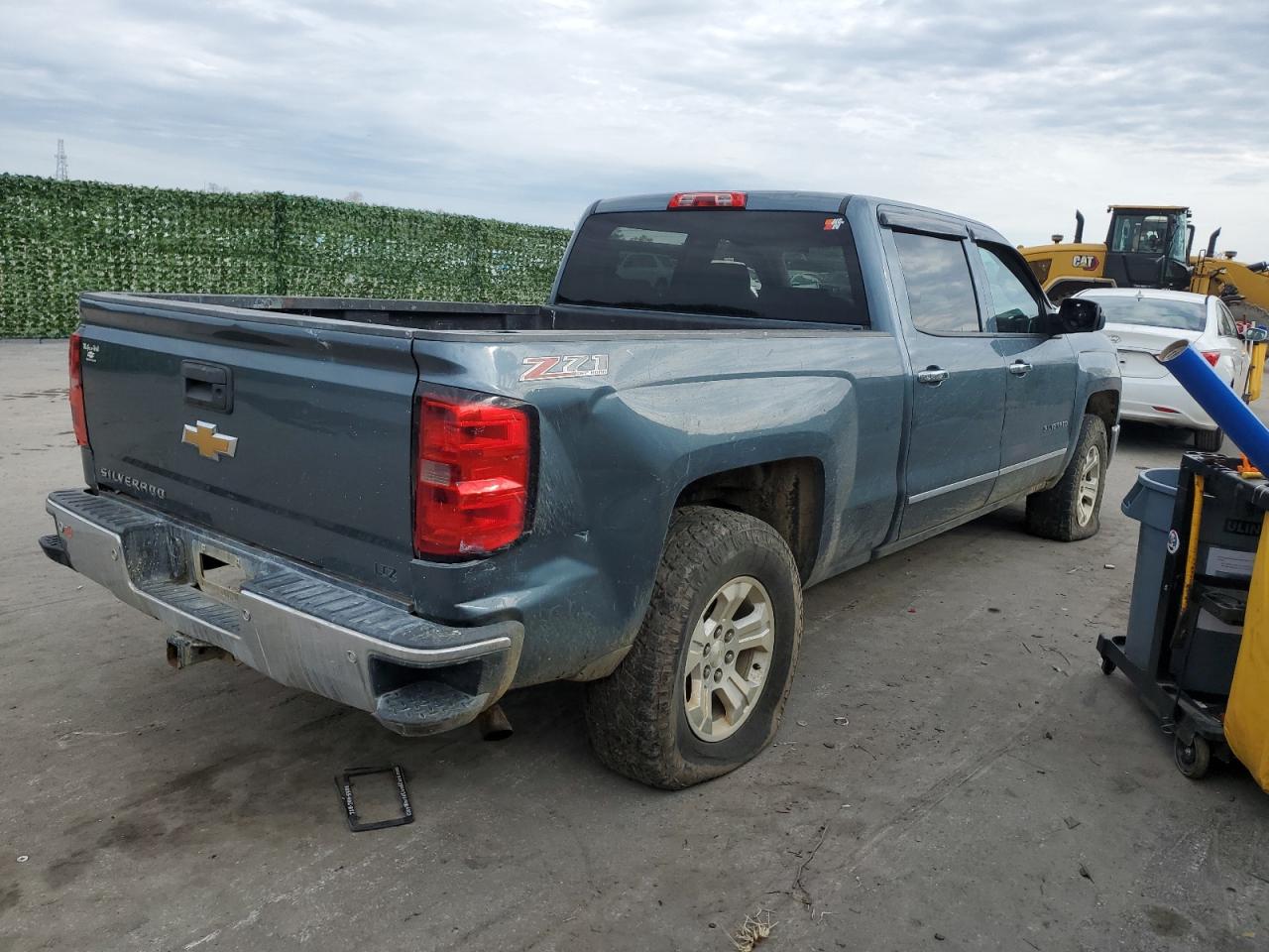 Photo 2 VIN: 3GCUKSEC4EG285363 - CHEVROLET SILVERADO 