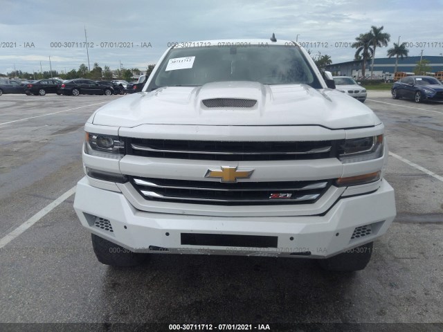 Photo 5 VIN: 3GCUKSEC4HG123480 - CHEVROLET SILVERADO 1500 