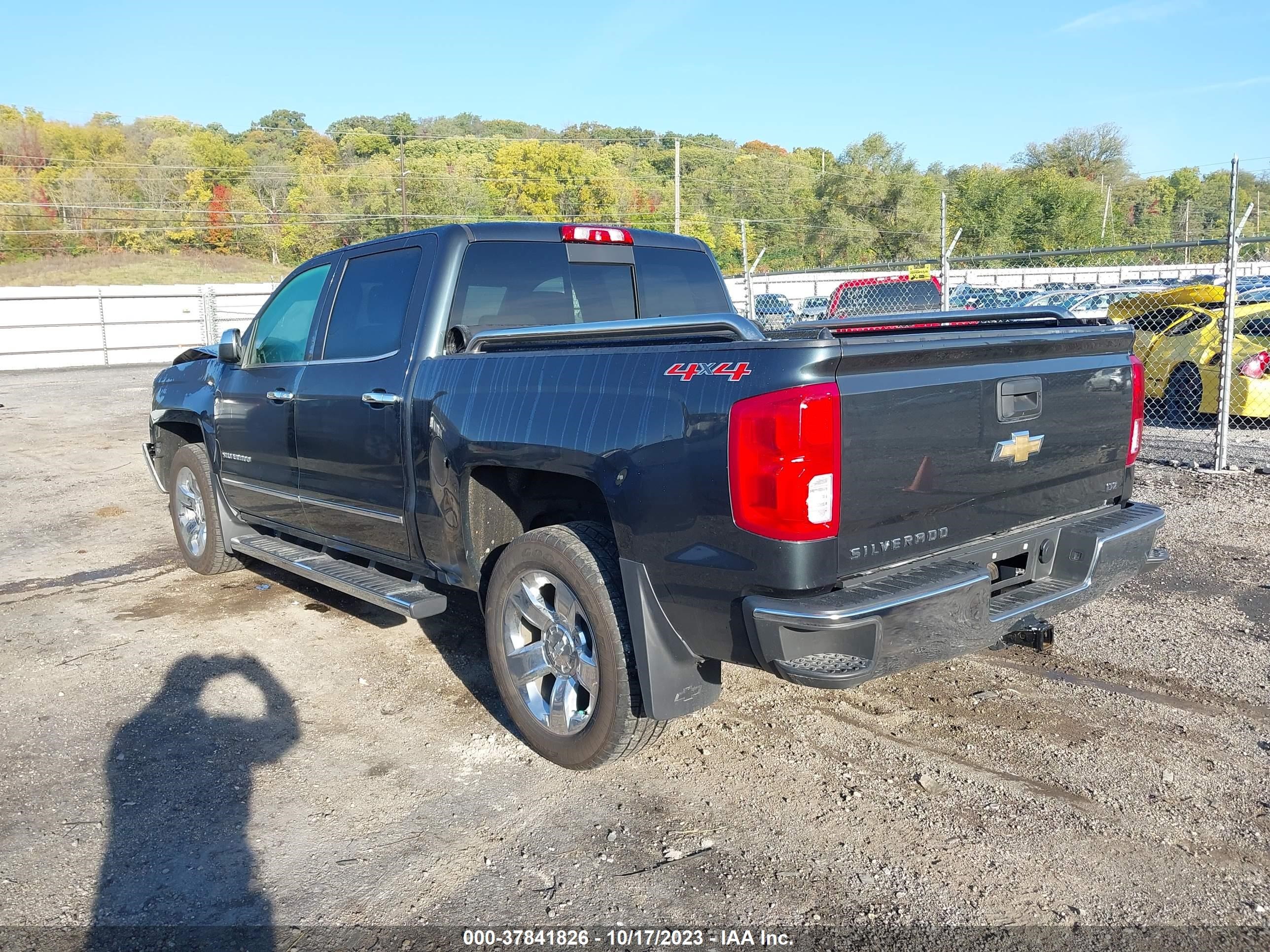 Photo 2 VIN: 3GCUKSEC4HG504746 - CHEVROLET SILVERADO 