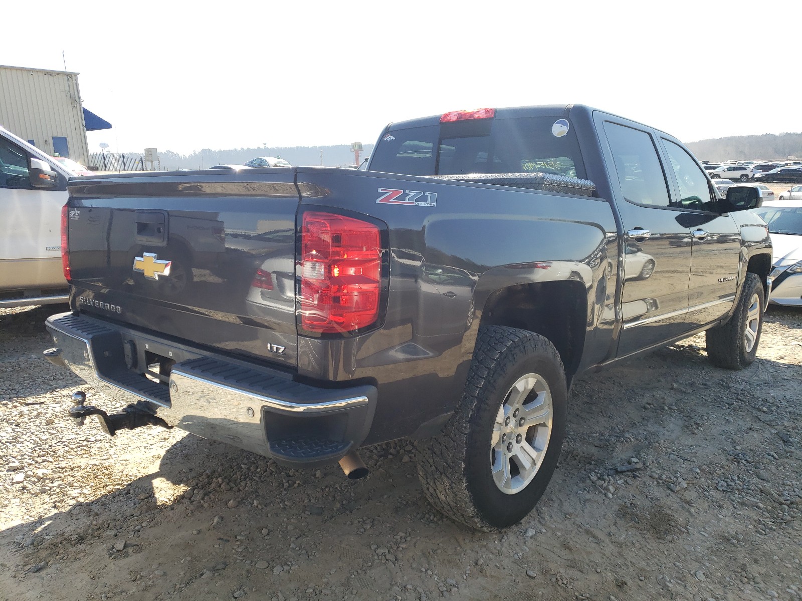 Photo 3 VIN: 3GCUKSEC5EG137531 - CHEVROLET SILVERADO 