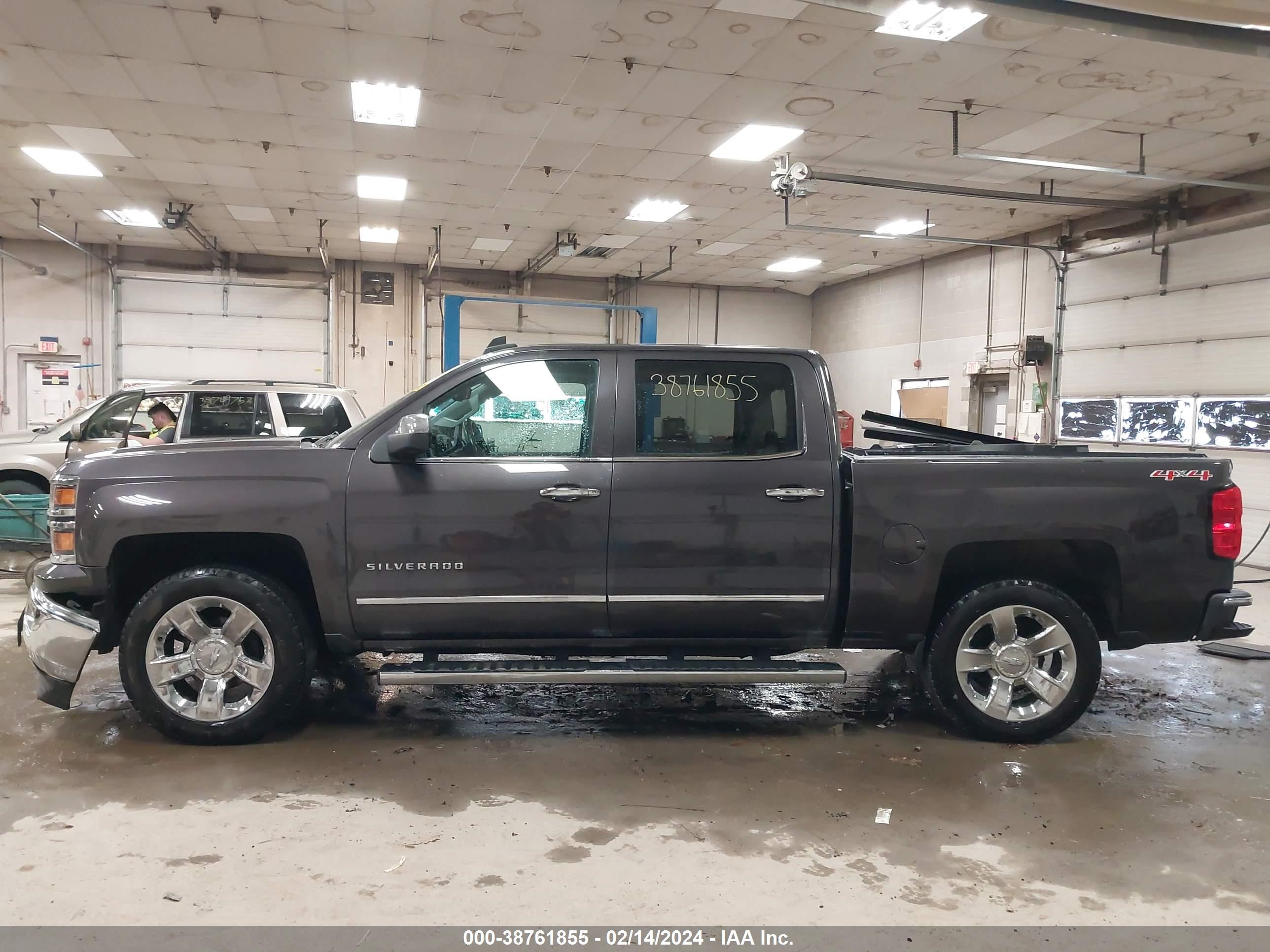 Photo 13 VIN: 3GCUKSEC5FG253765 - CHEVROLET SILVERADO 