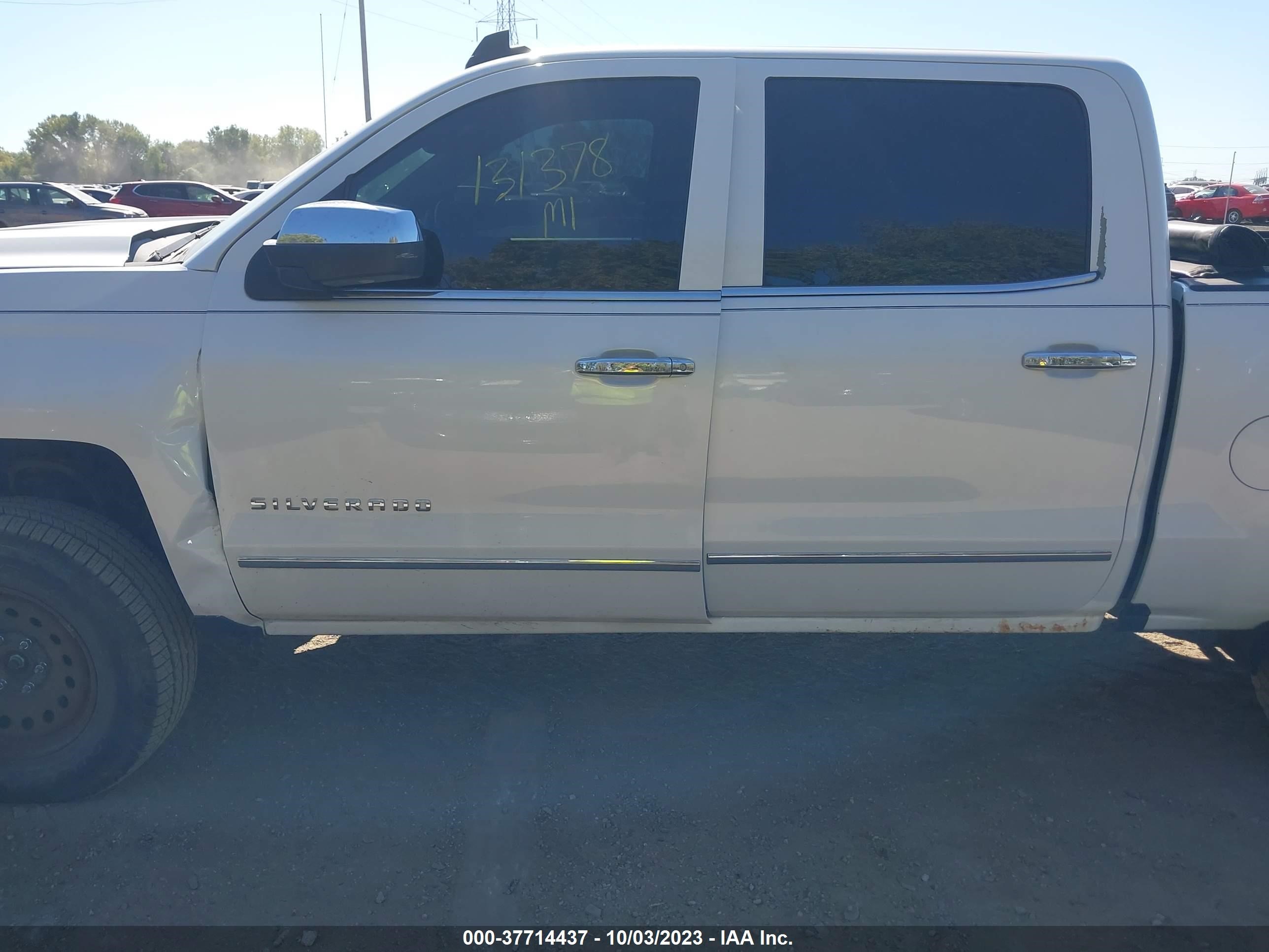 Photo 13 VIN: 3GCUKSEC6GG256398 - CHEVROLET SILVERADO 