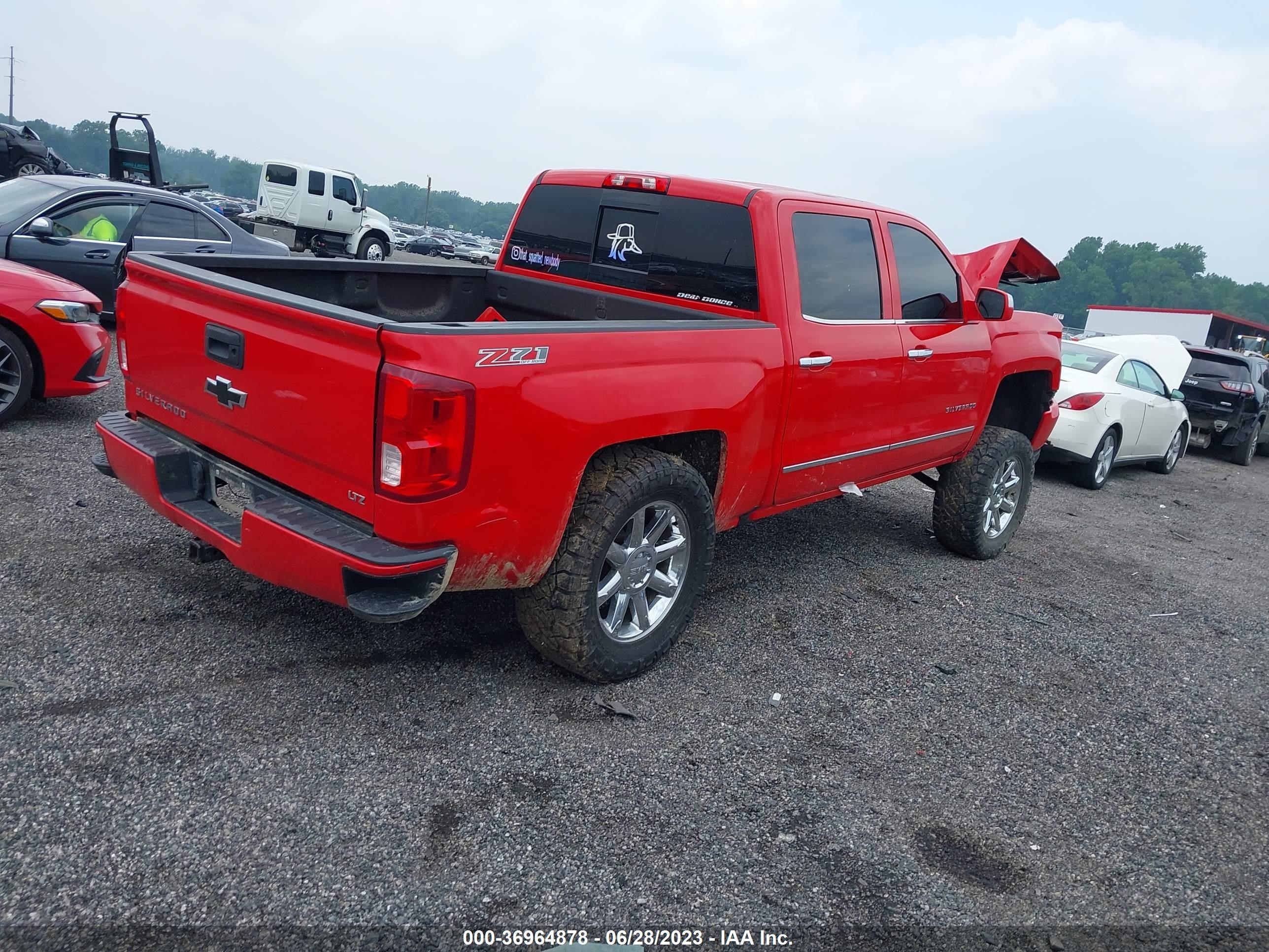 Photo 3 VIN: 3GCUKSEC6HG320196 - CHEVROLET SILVERADO 