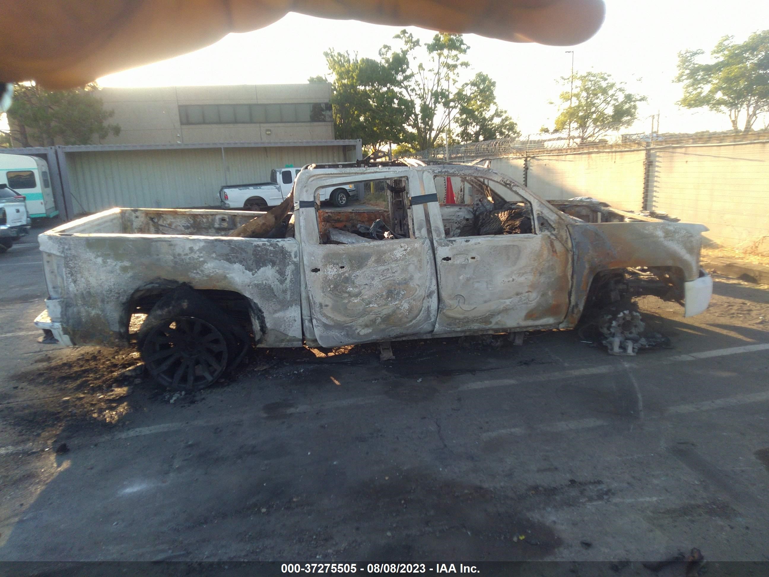 Photo 11 VIN: 3GCUKSEC6HG465125 - CHEVROLET SILVERADO 