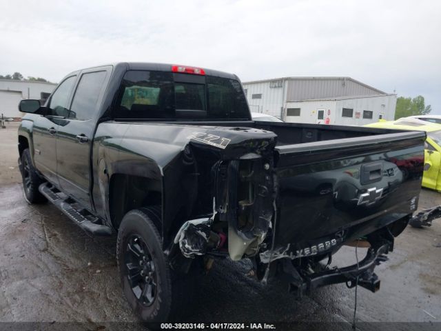 Photo 2 VIN: 3GCUKSEC6JG190684 - CHEVROLET SILVERADO 1500 