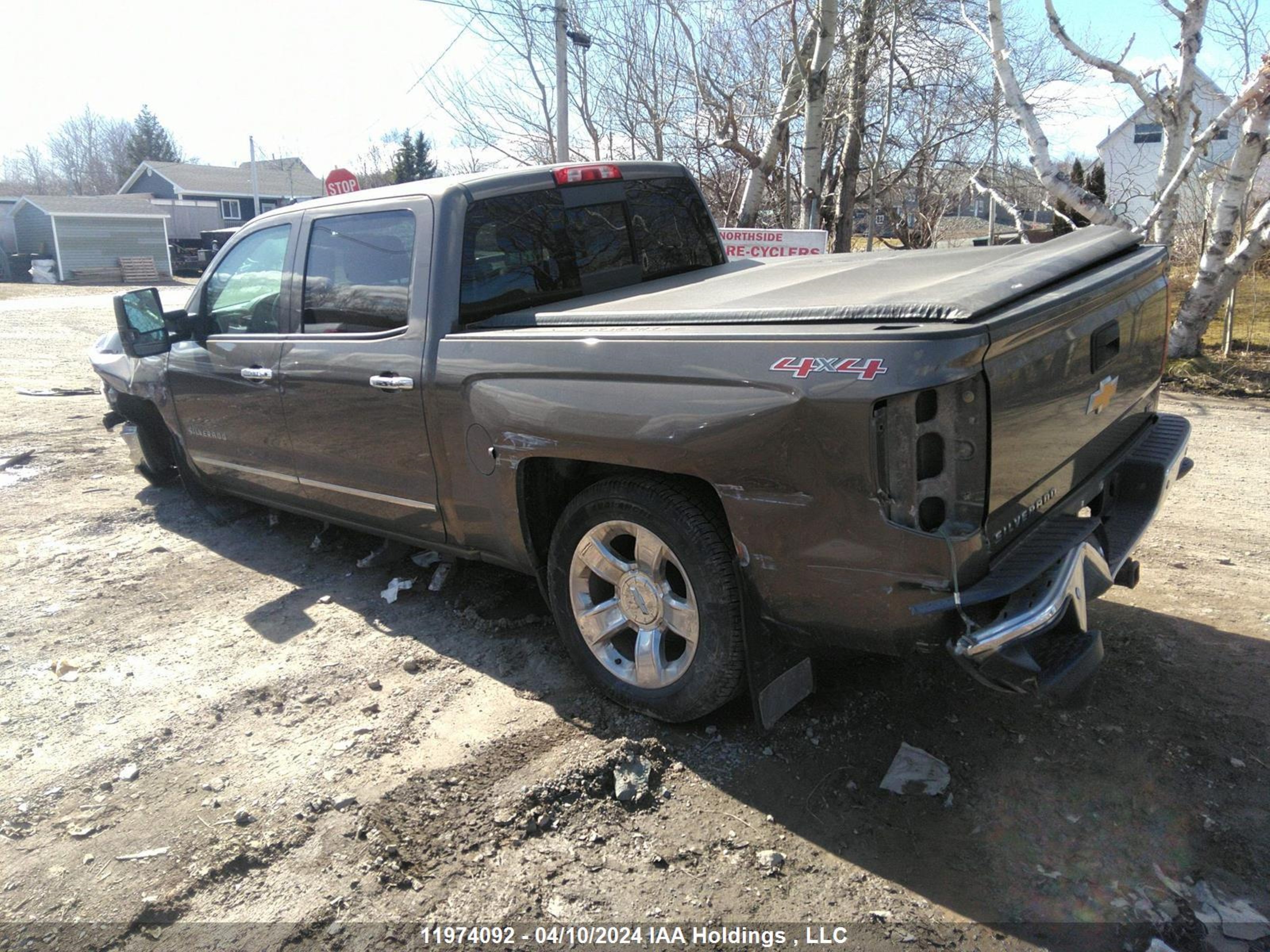 Photo 2 VIN: 3GCUKSEC7EG222211 - CHEVROLET SILVERADO 