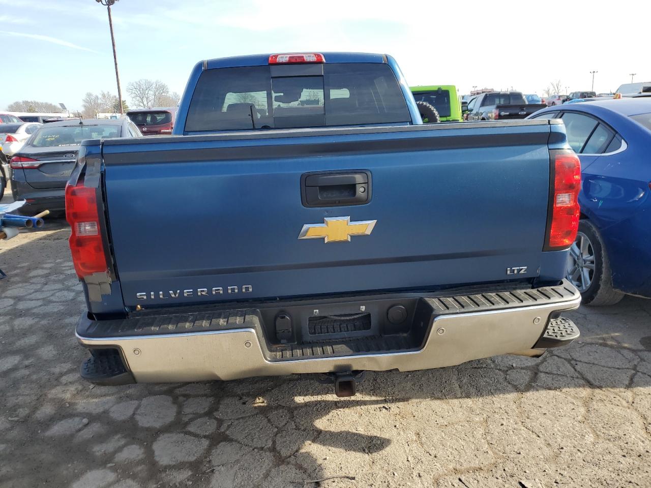 Photo 5 VIN: 3GCUKSEC7FG165977 - CHEVROLET SILVERADO 