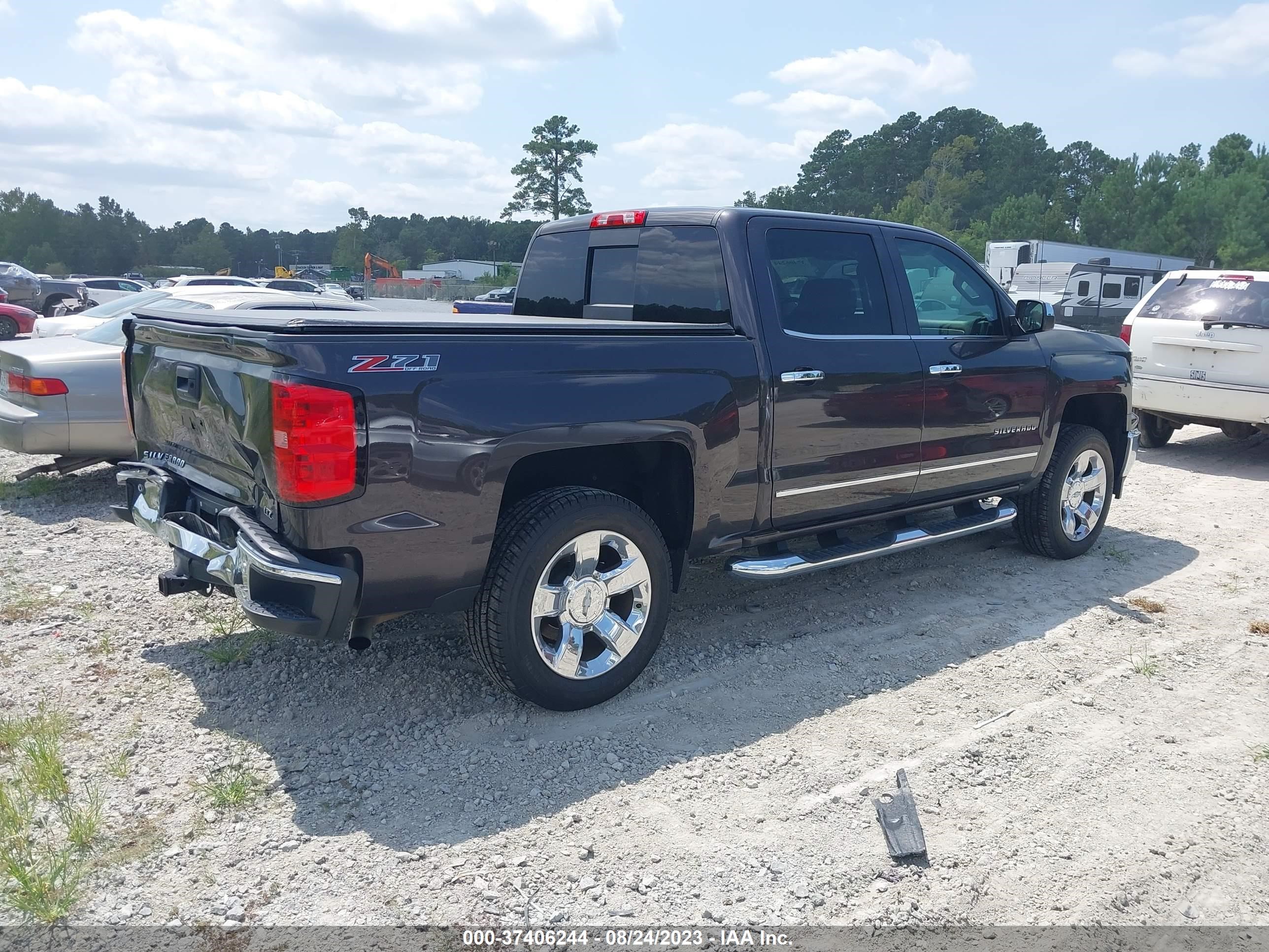 Photo 3 VIN: 3GCUKSEC7FG257056 - CHEVROLET SILVERADO 