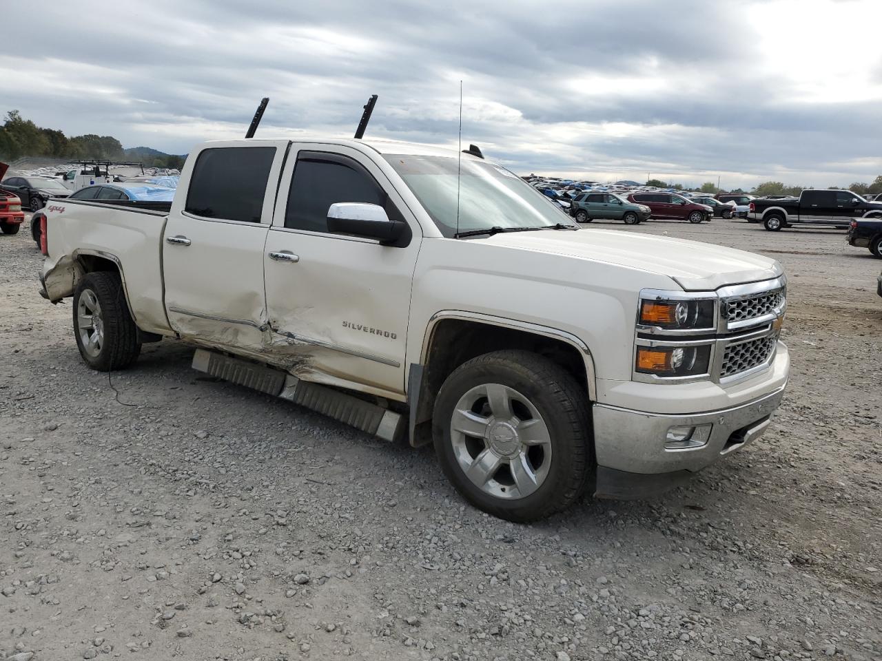 Photo 3 VIN: 3GCUKSEC7FG266419 - CHEVROLET SILVERADO 