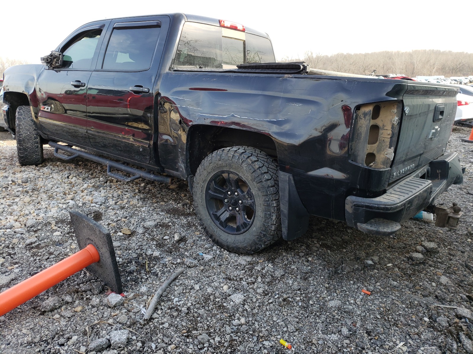 Photo 2 VIN: 3GCUKSEC7FG389699 - CHEVROLET SILVERADO 