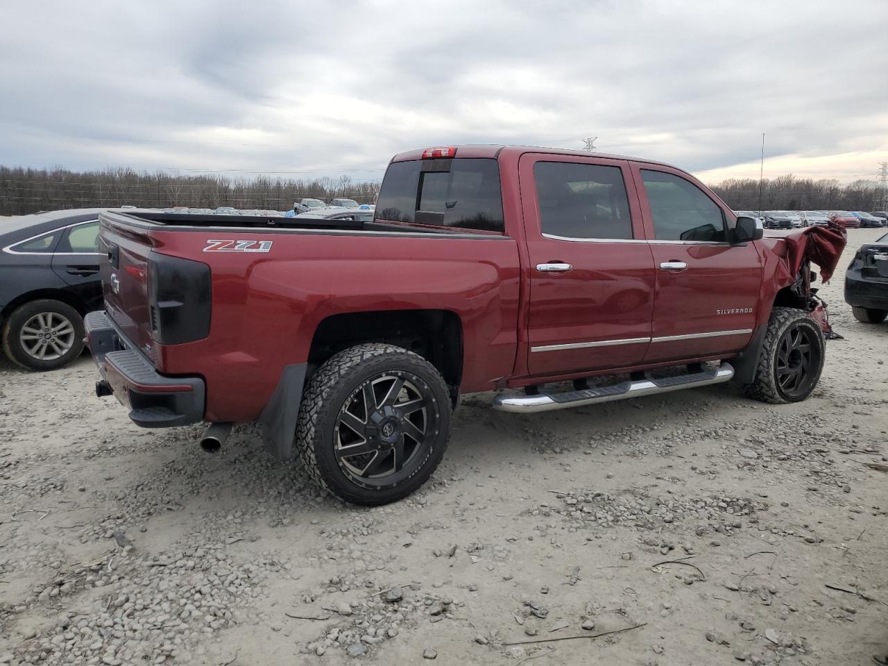 Photo 2 VIN: 3GCUKSEC7HG352901 - CHEVROLET SILVERADO 