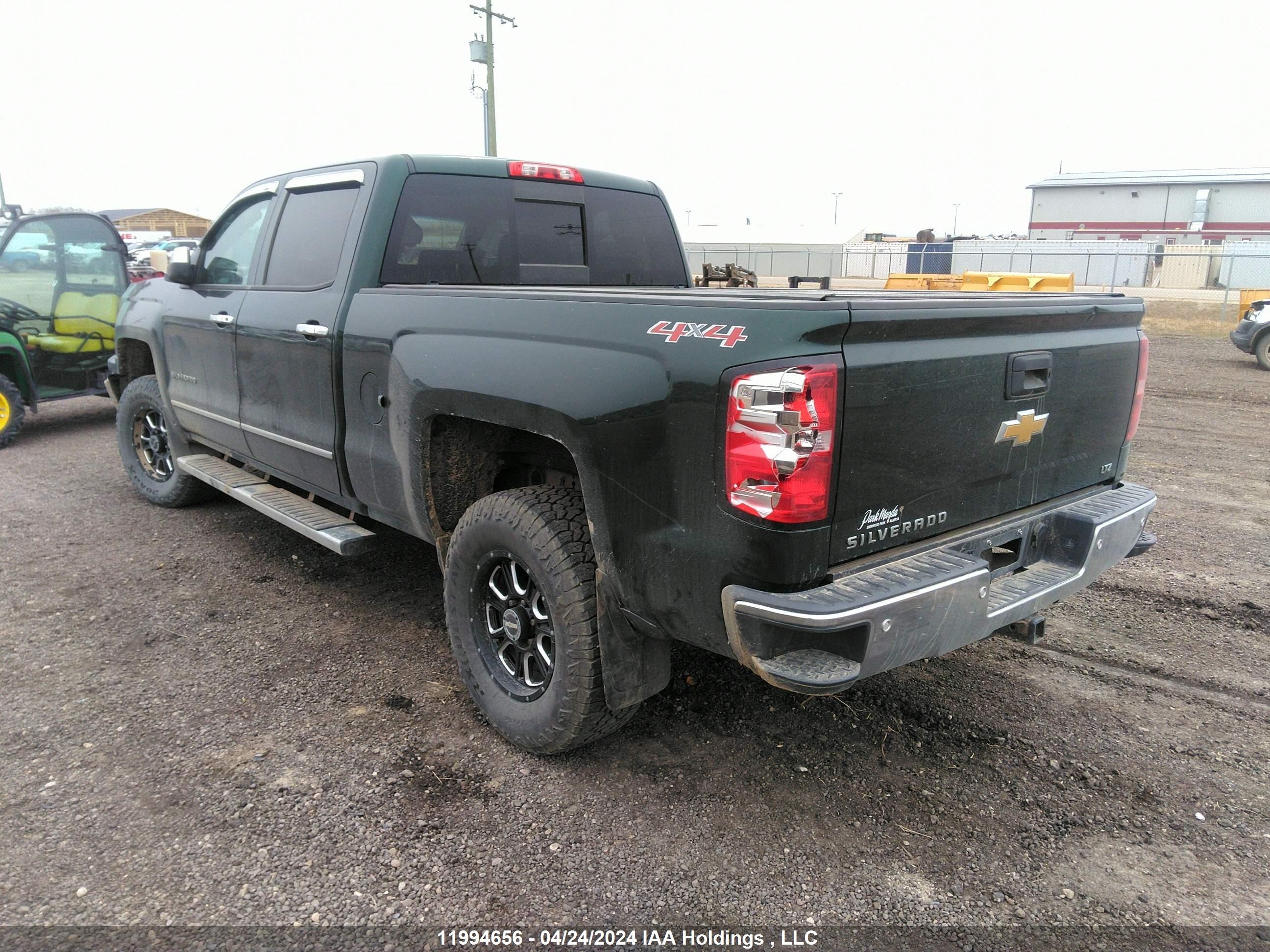 Photo 2 VIN: 3GCUKSEC8EG524364 - CHEVROLET SILVERADO 