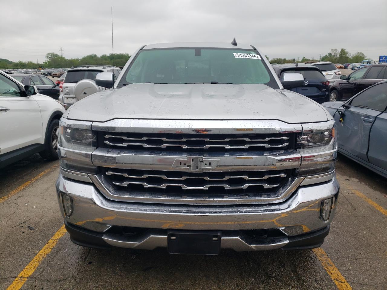 Photo 4 VIN: 3GCUKSEC8JG596255 - CHEVROLET SILVERADO 