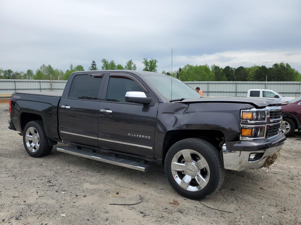 Photo 3 VIN: 3GCUKSECXEG277929 - CHEVROLET SILVERADO 