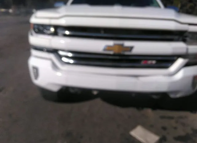 Photo 5 VIN: 3GCUKSEJ0HG154899 - CHEVROLET SILVERADO 1500 