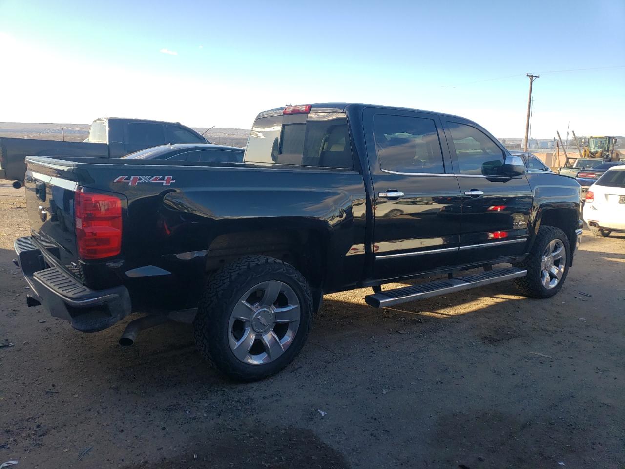 Photo 2 VIN: 3GCUKSEJ1FG348130 - CHEVROLET SILVERADO 