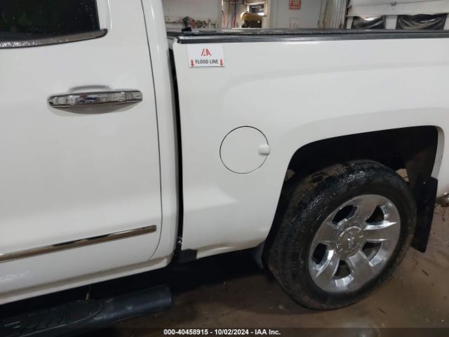 Photo 5 VIN: 3GCUKSEJ1JG160894 - CHEVROLET SILVERADO 